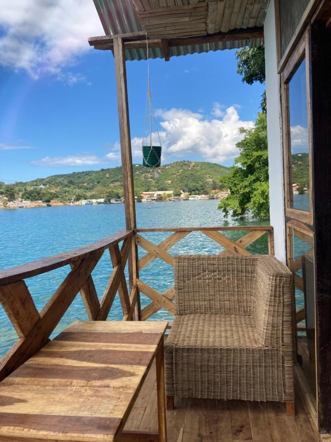 Soul Rebel Lodge & Backpackers Nkhata Bay Екстериор снимка