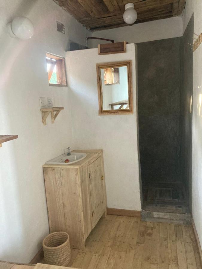 Soul Rebel Lodge & Backpackers Nkhata Bay Екстериор снимка