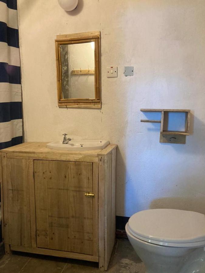 Soul Rebel Lodge & Backpackers Nkhata Bay Екстериор снимка