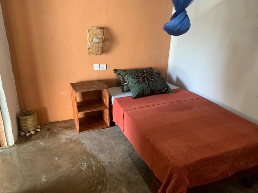 Soul Rebel Lodge & Backpackers Nkhata Bay Екстериор снимка