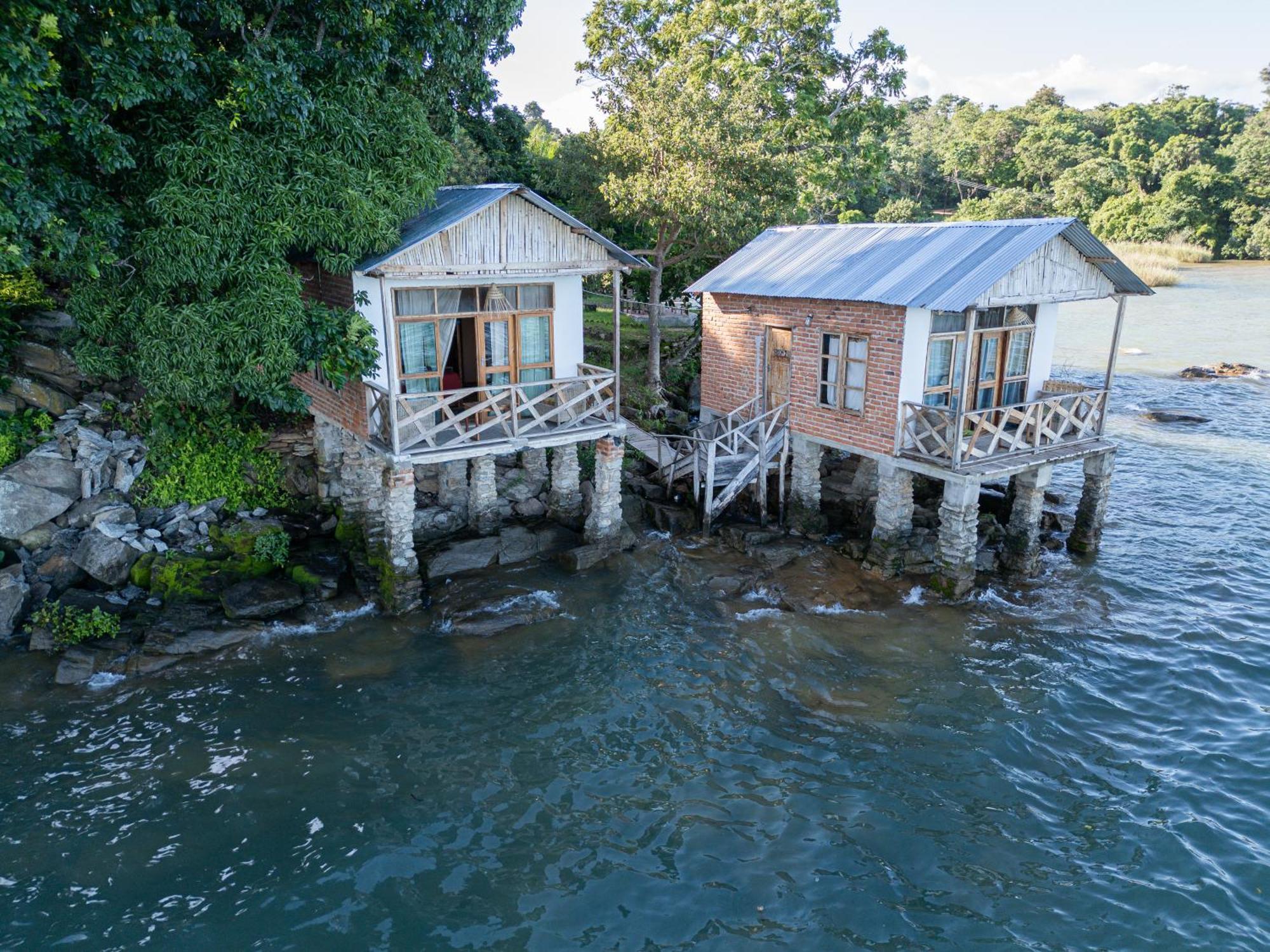 Soul Rebel Lodge & Backpackers Nkhata Bay Екстериор снимка